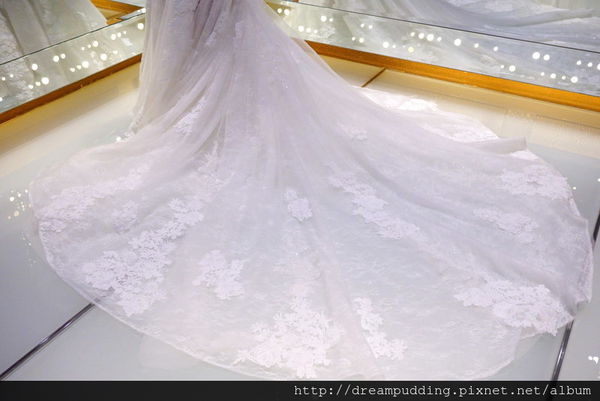 茱莉亞精品婚紗體驗，夢幻白紗篇│台中茱莉亞精品婚紗分享