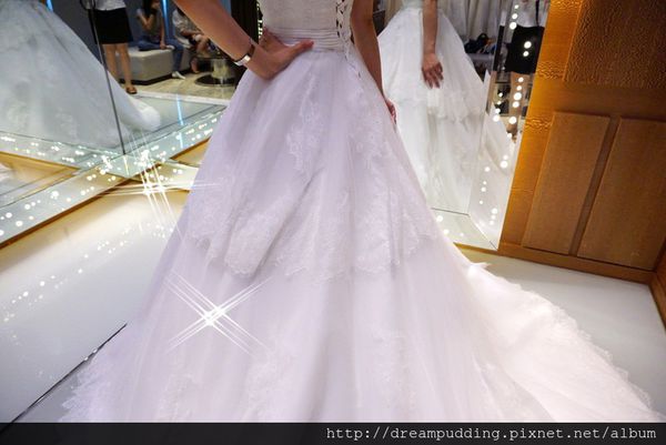 茱莉亞精品婚紗體驗，夢幻白紗篇│台中茱莉亞精品婚紗分享