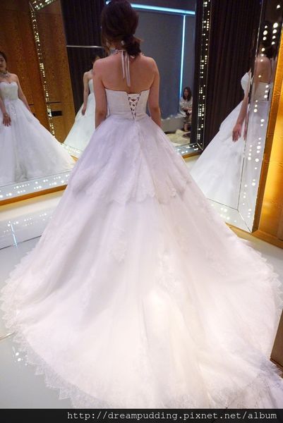 茱莉亞精品婚紗體驗，夢幻白紗篇│台中茱莉亞精品婚紗分享
