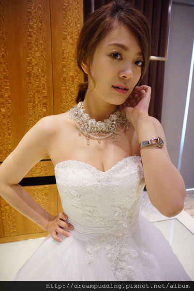 茱莉亞精品婚紗體驗，夢幻白紗篇│台中茱莉亞精品婚紗分享
