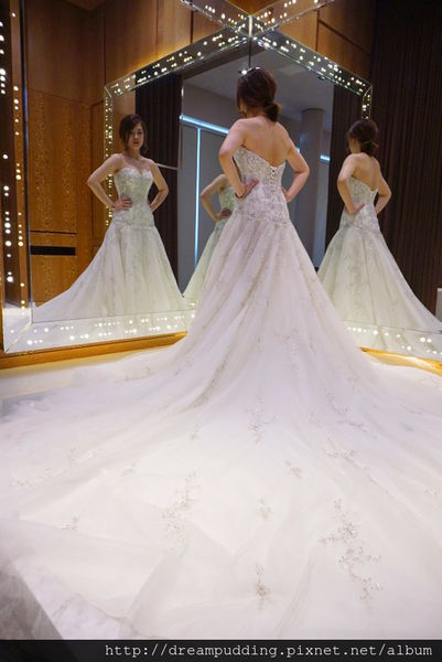 茱莉亞精品婚紗體驗，夢幻白紗篇│台中茱莉亞精品婚紗分享
