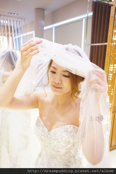 茱莉亞精品婚紗體驗，夢幻白紗篇│台中茱莉亞精品婚紗分享