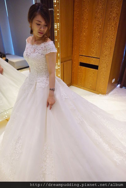 茱莉亞精品婚紗體驗，夢幻白紗篇│台中茱莉亞精品婚紗分享