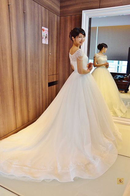 女孩兒憧憬的公主婚紗、魚尾婚紗盡在茱莉亞│台中茱莉亞精品婚紗分享